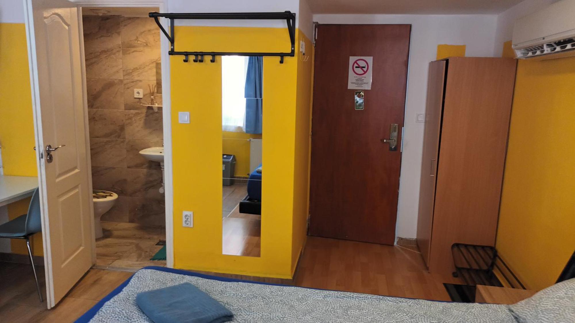 Deniz Guesthouse Budapest Exteriör bild